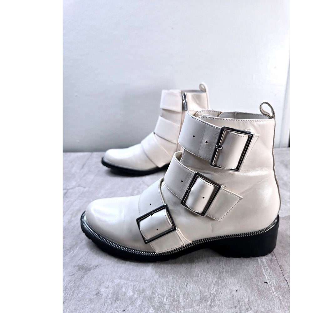 Blondo Waterproof Moto Boots 7.5 Off White Leather Triple Buckle Lug Sole Biker